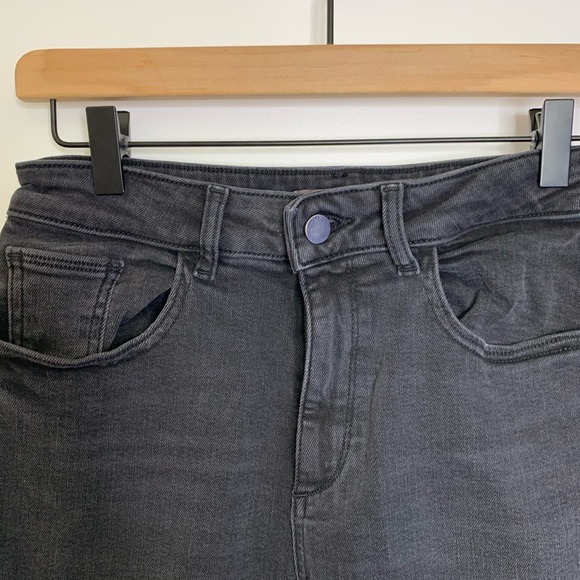 DL1961 Wallace high rise crop flare black jeans - Picture 3 of 8